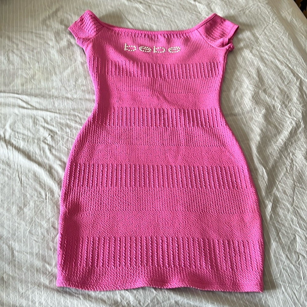 Cute cute cute Bebe knit dress